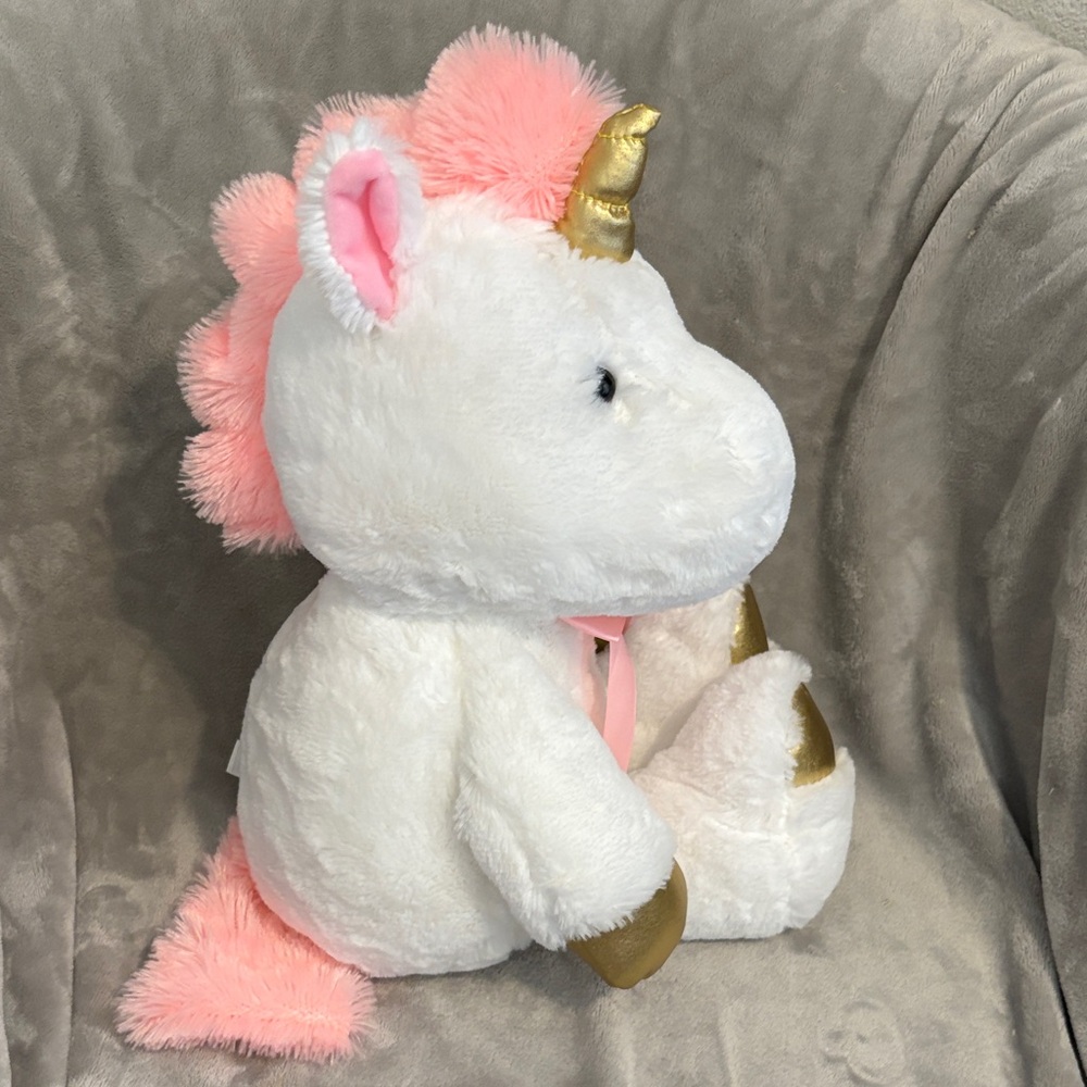 Adorable Unicorn Plush Toy - White and Gold - Picture 4 of 5
